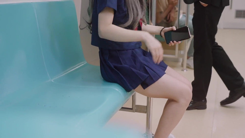 Asian Milfs n Teens: Chinese college girl got banged in the train - Perv Milfs...