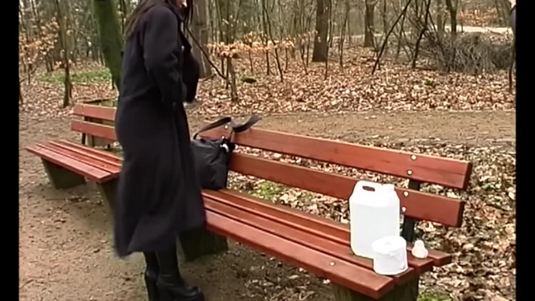 Enema Extreme And Top Girls: Lavman seksi kızlar ve sıkı götlerden litre su