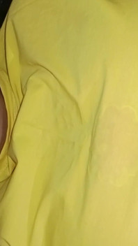 Hari ini aku benar-benar ingin menikmati, seseorang harus datang dan memberiku kesenangan bercinta