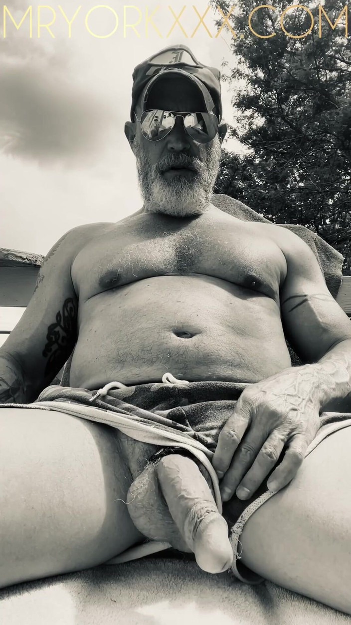 MrJamesYork: Ad Naviják 2025 - Vertikály