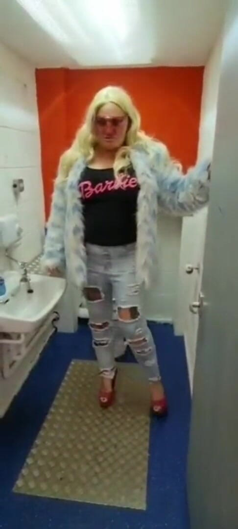 Riouksexy: Fucking myself in the supermarket toilet