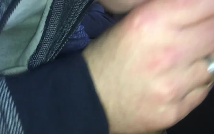 Double-Dutchies: Hungry Suck with Double Cumshot Within 30 Seconds