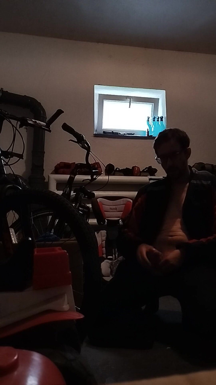 kickerscooter: Masturbando