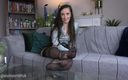 Sophia Smith UK: Čichání nohou macechy v punčochách