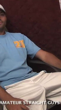 Swarthy hetero chlap Trey