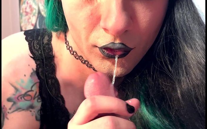Jake Grand the man: सुपर सेक्सी गॉथ फेमबॉय Jade Madison चूसना और चोदना - संकलन 1