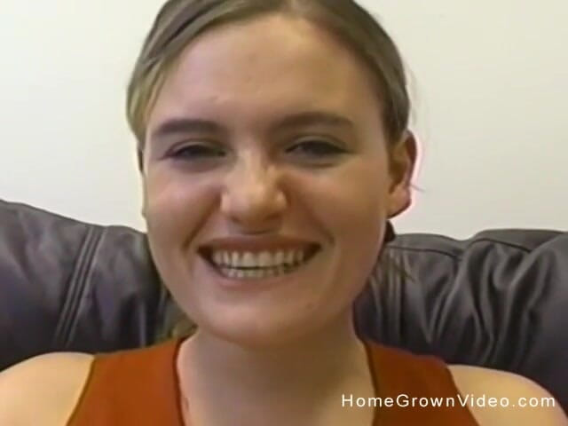 Homegrown GFs: Autumn n’en a jamais assez de la bite