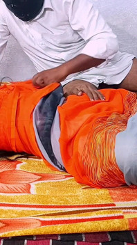 Rekaman seks istri hot india lagi asik jilat memek