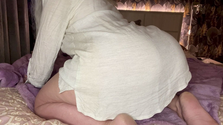 iamdirtydoll: Pârțuri în fața ta în rochie scurtă