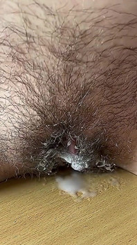 I Can't Stop Doing This!!! Hairy Virgin Rubbing.female Masturbation