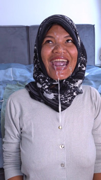 Petite amie musulmane, cul à bouche pour protéger la virginité