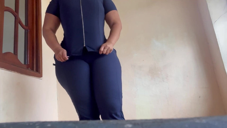 pampammedallo: 我的护士邻居拍摄自己