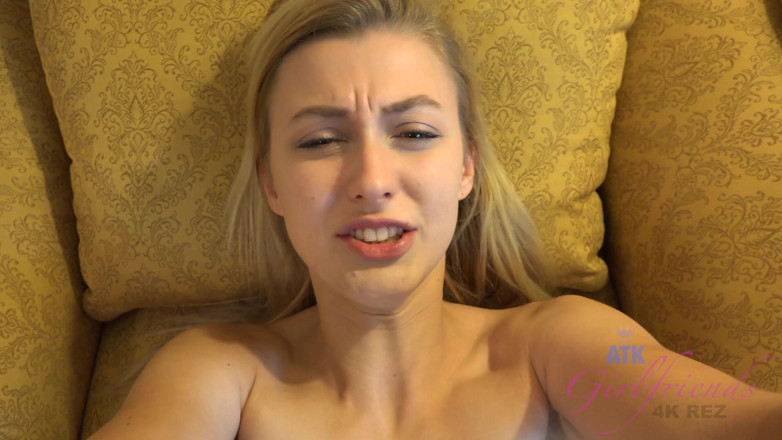 ATK Fans (Girlfriends): Se duce pe tine atât de adânc încât îi face ochii să...
