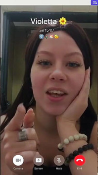 Webcam-modell lässt ihn im privaten anruf zweimal kommen!