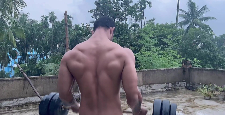 Rainy Day Naked Workout (Bonghunkx) Rainy Day Naked Workout (Bonghunkx)