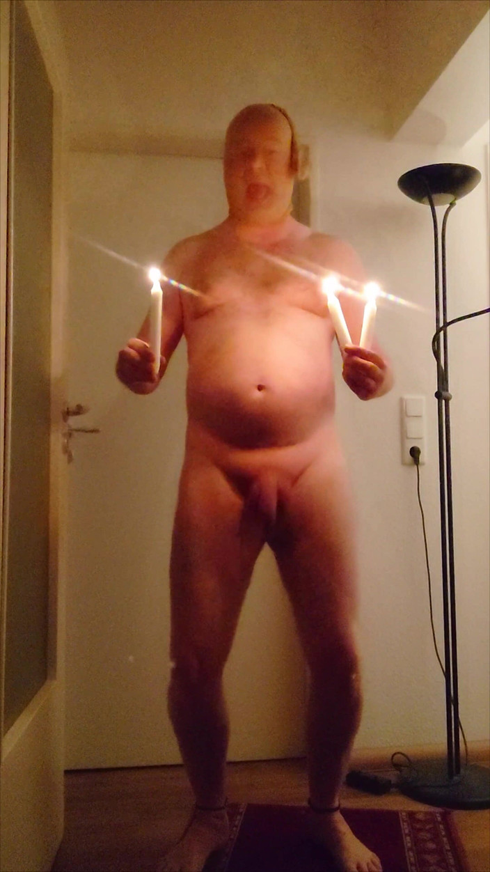 Carmen_Nylonjunge: Nylon Boy Mengharapkan Adven Ketiga