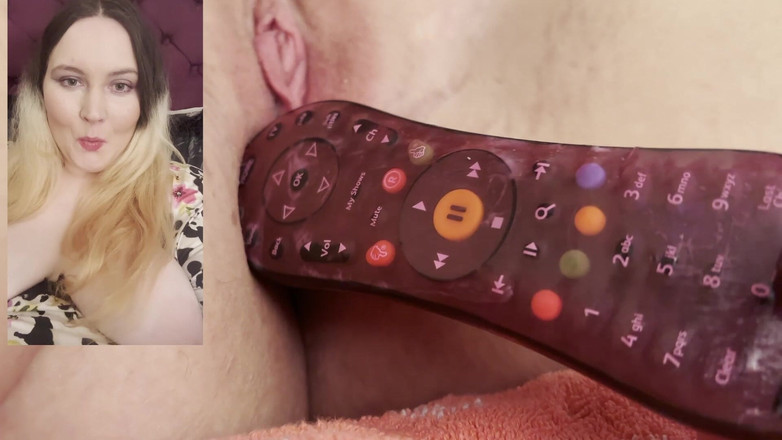 MissFFW: Fuckbud nhồi lồn tv từ xa trong lỗ đĩ của tôi