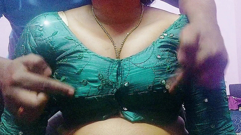 Desi Mohini: Desi Bhabhi hardcore seks met stiefvader