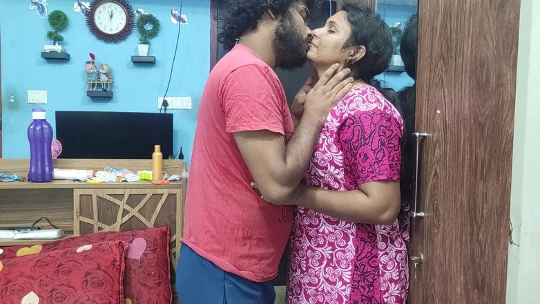 Vaigavarun45: Malayali Desi Husband and Wife Hot Romantic Bedroom Sex in...