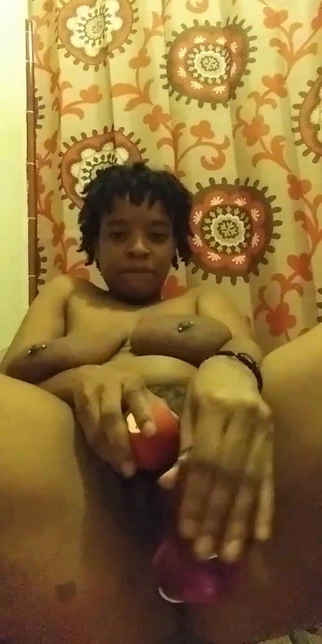 Issa Bullseye (Xmissusxex) Issa Bullseye (Xmissusxex)