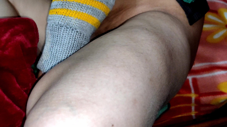 Saloninoor: Gand bhut stretto hai bhabhi. Ungli Bhi Nahi Gai Gand...