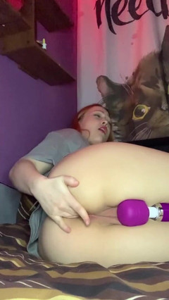 SashaSweet69: Я граю з дупою пальцем і вібрую пизду!