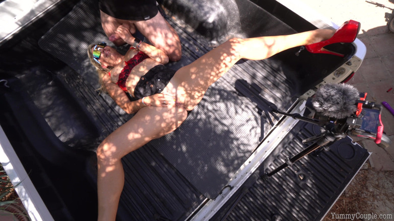 Yummy Couple: Fuck on a truck and a cum shower
