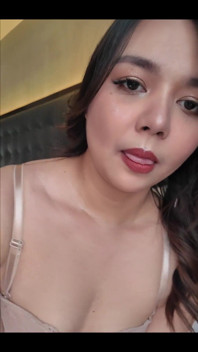 I Know You Secretly Want to Take My Bra off