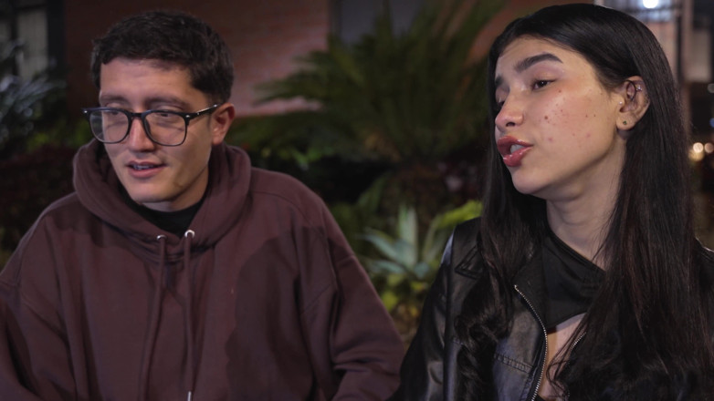 SaraTaylor: Creampie dubur: Latina kecil molek dikongkek keras oleh abang tirinya...