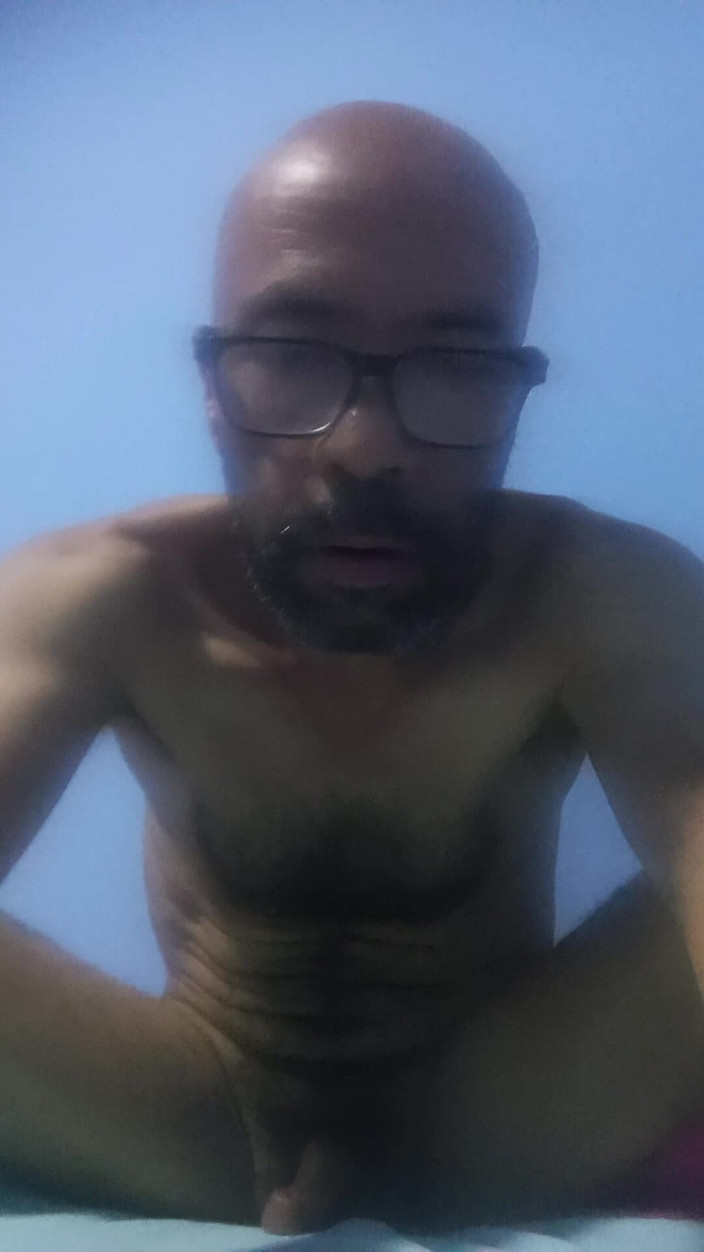 Jhonbahh: Sesso Solitario Nelle Prime Ore Del Mattino