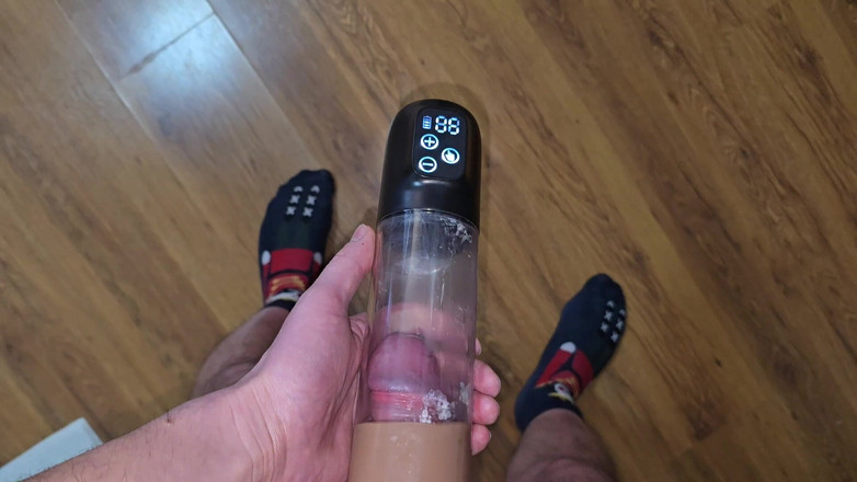 Fap_man93: Orgazmdan sonra - yarağımı döl dolu vakum pompasına pompalıyorum