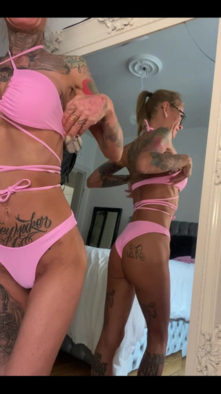 Skully inkson: 젖탱이의 재미