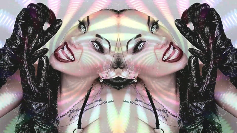 Goddess Misha Goldy: Sterke ASMR mind neukpartij &amp; joi! Mijn demonische ogen en glanzende...