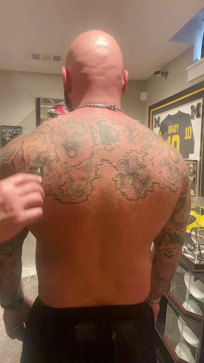 MasculineJason - Jason Collins: 继兄弟背剃毛！