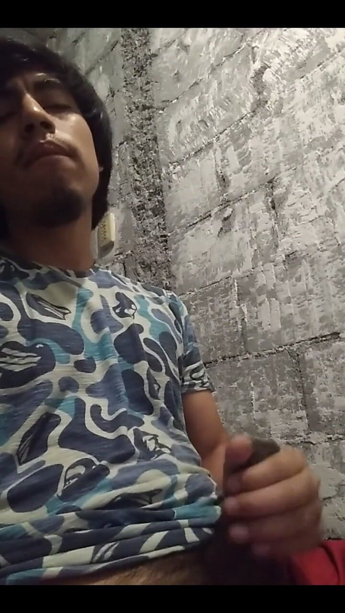 AlexAlejandro13: Mulai Hari Jumat, Hot dan Penuh Susu