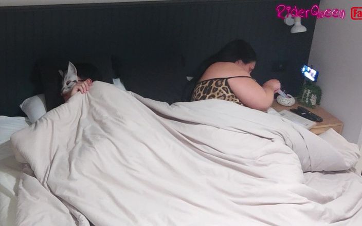 Riderqueen: Nenasytná bbw macecha, jen fanoušci ve zpomaleném záběru