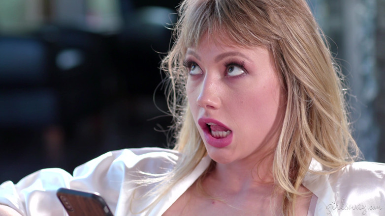 Girlsway: GIRLSWAY - โรลเพลย์กับฉัน: Riley Reid &amp; Ivy Wolfe