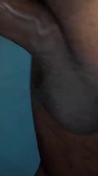 늙은 의붓여친이 내게 준 자지를 빨아