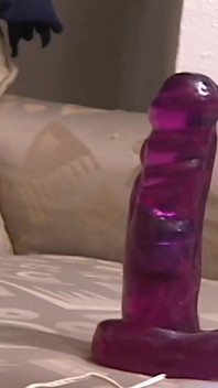 Freaky colegas de quarto usam brinquedos em xoxotas umas das outras