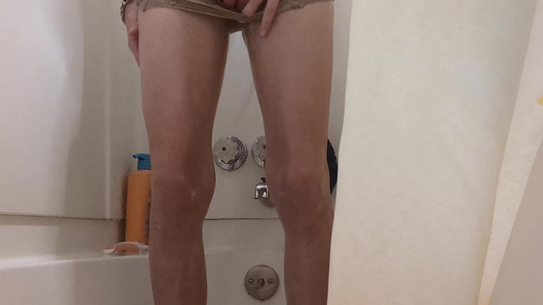 Pantyhose Jasmine: Мокрі засмаглі колготки в душі