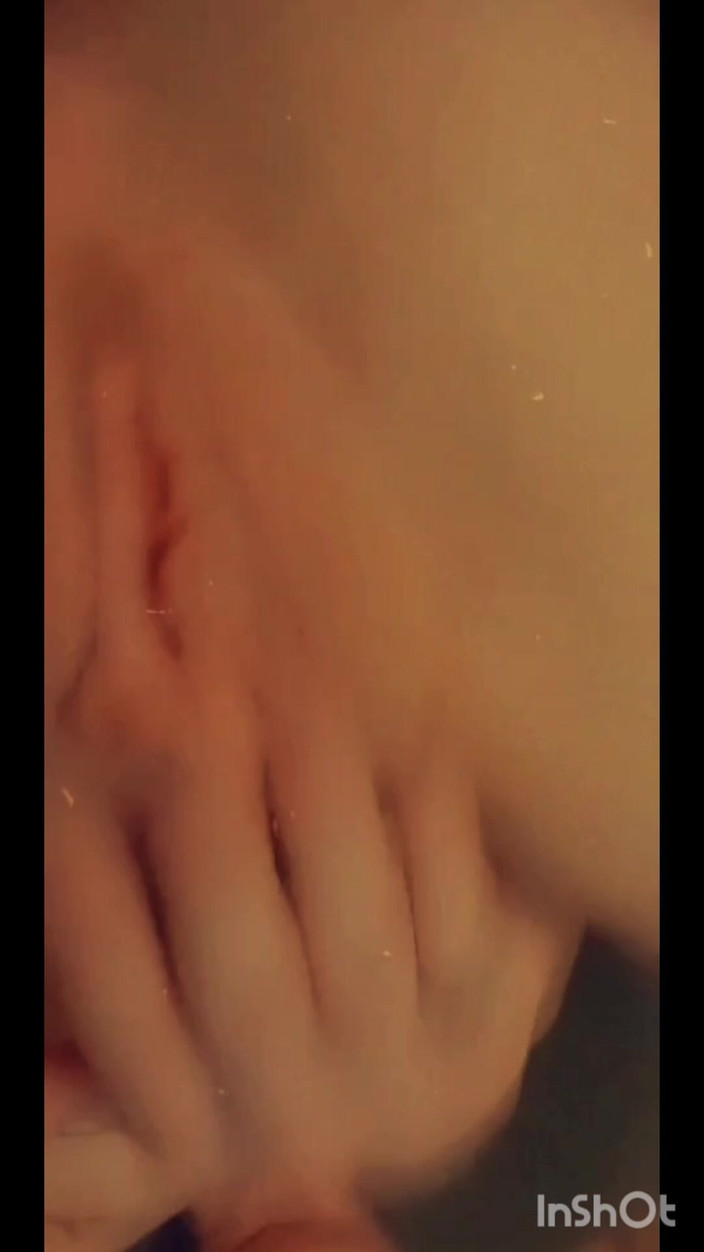 KinkyFade: Zabawa z moją ciasną cipką w dupie