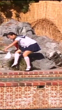 Tia Tanaka Kolam Bogel Dan Kencing Di Ruang Tamu