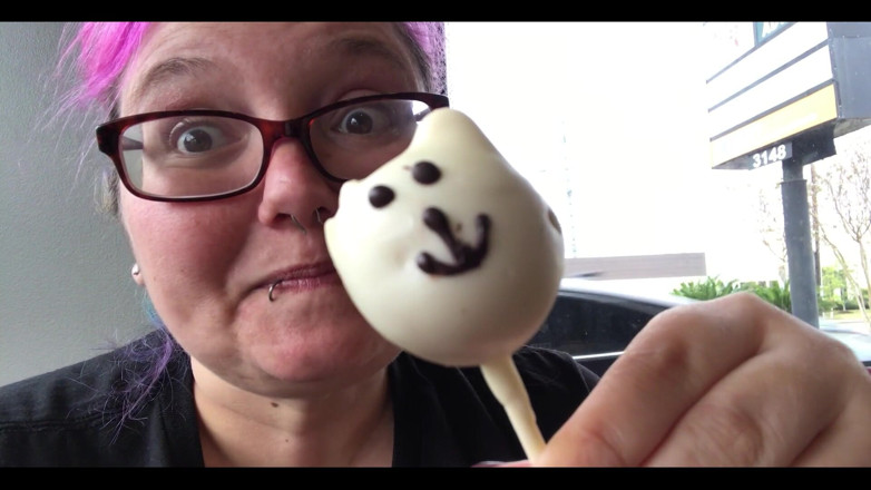 Sara Star: ¿Quieres que te engulle?