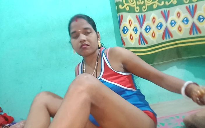 Sumitra-bhabi: 印度女郎完整性爱视频