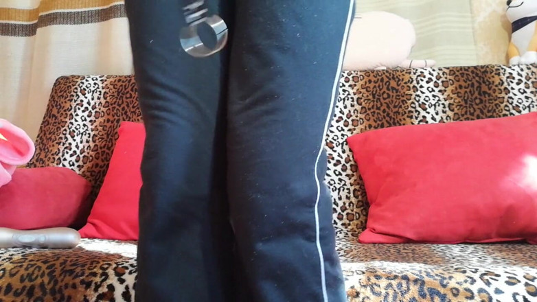 Cuteblonde666: Kali pertama melancap dalam orgasme kelentit besar rumah baru saya
