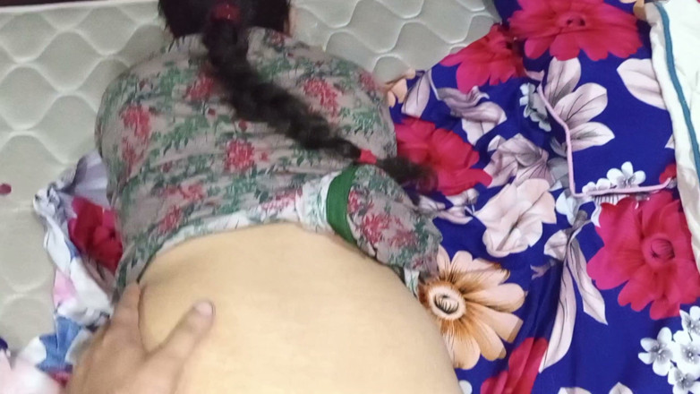 QueenbeautyQB: เคมีของคู่รักอินเดียคนนี้พูดหมดแล้ว