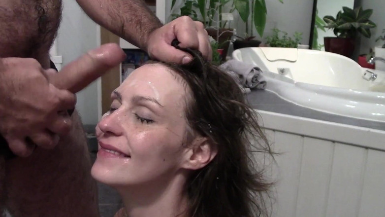 Vanessa Hastings: Vanessa Hastings चेहरे के साथ रफ चेहरे की चुदाई करती है