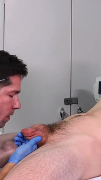 Doktor je uvnitř tvého malého zadku! - Celý film zdarma