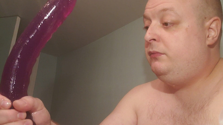 Charlieboy69: Diep in de keel dildo