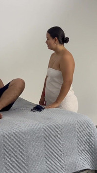 Üvey kız kardeşimin zengin külotu horoz istiyor